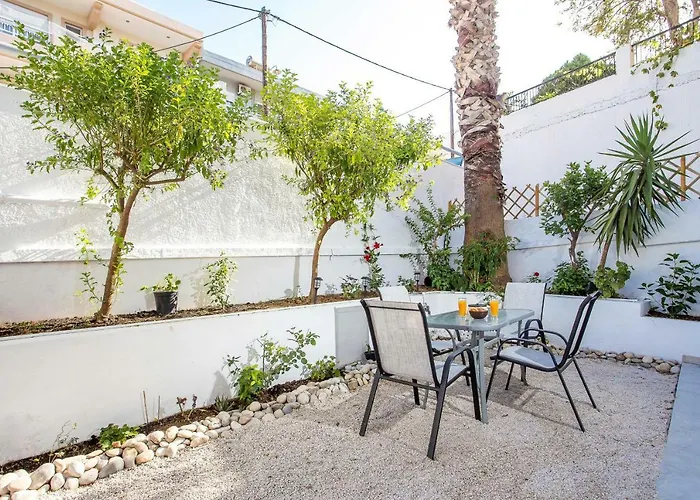 Flora\'S Place